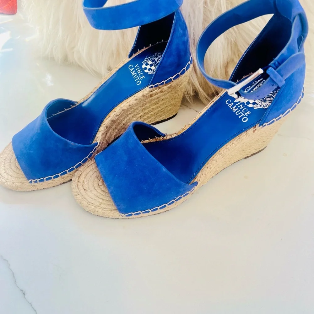 Vince Camuto bold cobalt